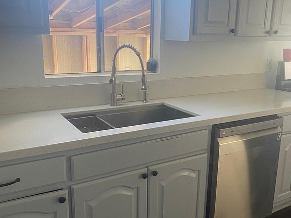 5th image of 386 N Avenue 51 #386