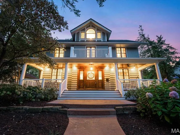 331 S Gore Ave, Saint Louis, MO 63119