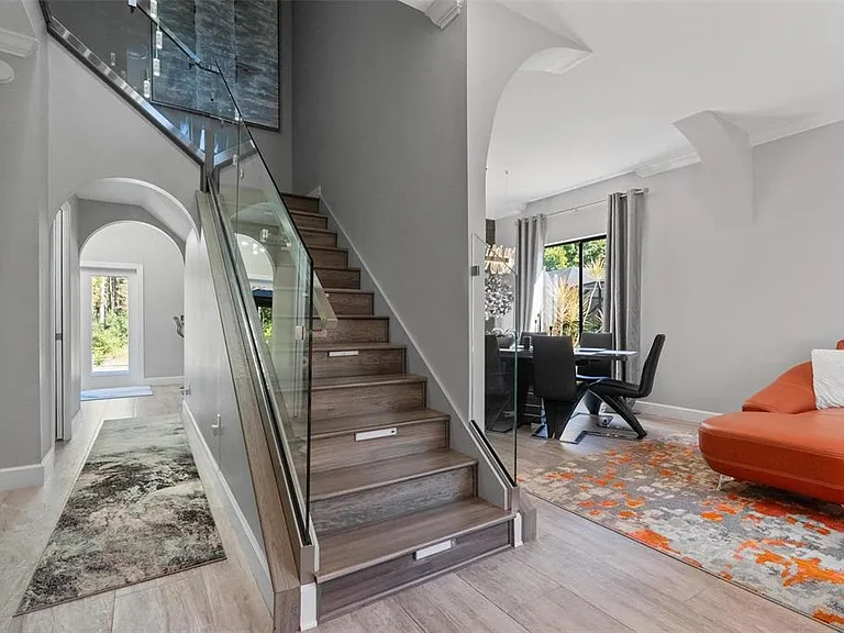 13228 Royal George Ave — Photo 4