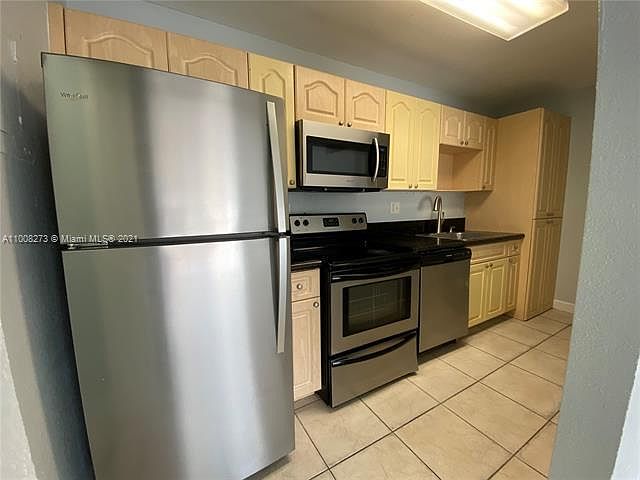 1st image of 4660 NW 79th Ave