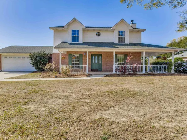 513 Turnberry Rd, Cantonment, FL 32533