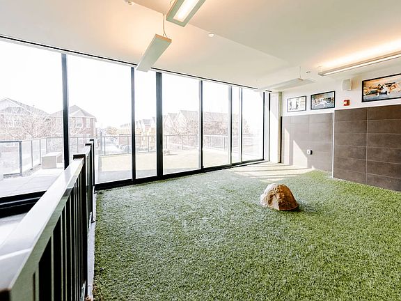 4th image of 1160 N Larrabee St #1409