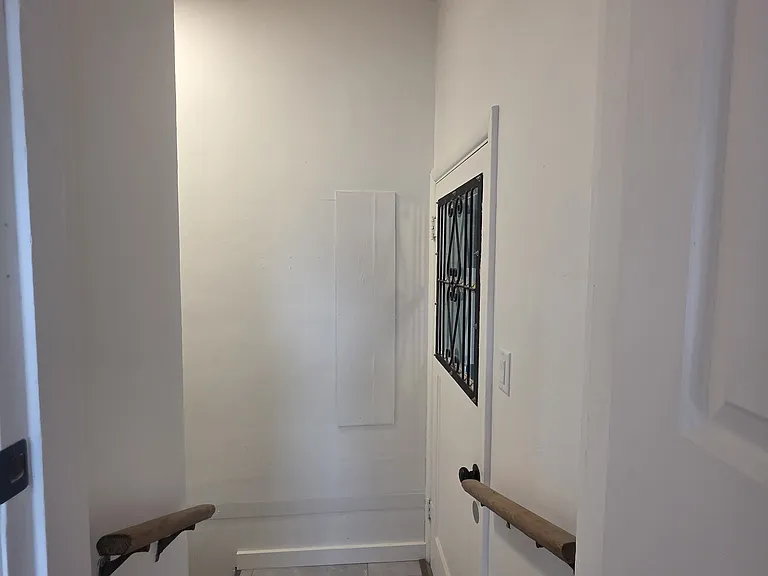 166 Draper St NE — Photo 26