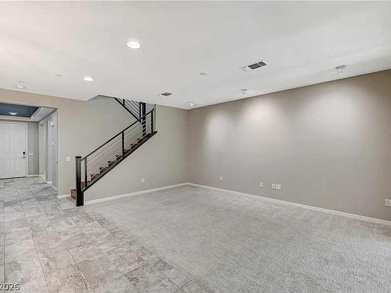 3741 Glasstop Dr — Photo 12