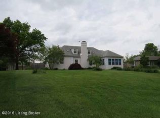 820 Michigan Ave, Sellersburg, IN 47172