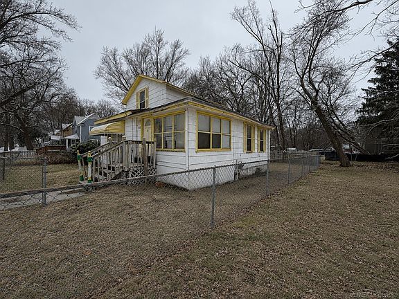 2nd image of 510 Bosker Ave