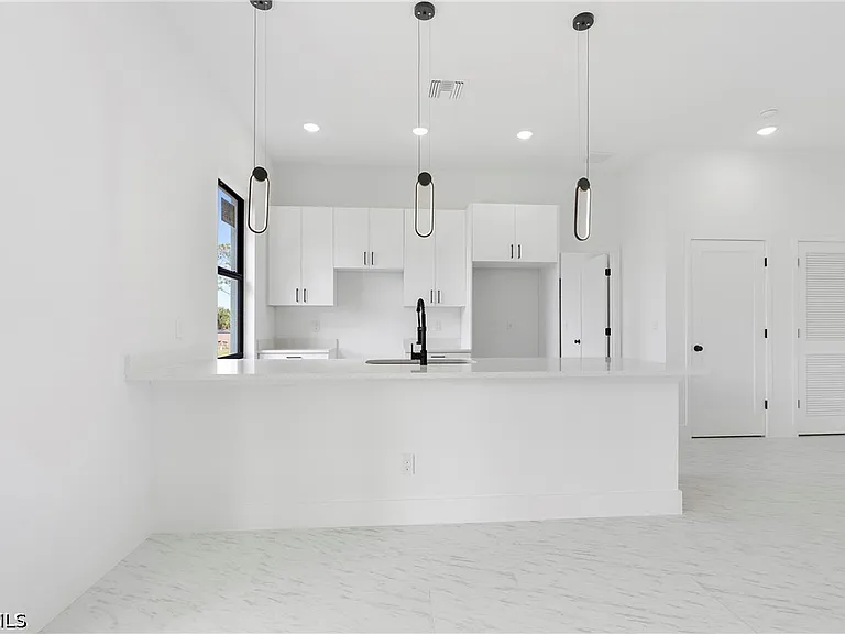 3175 Sunshine Blvd — Photo 23