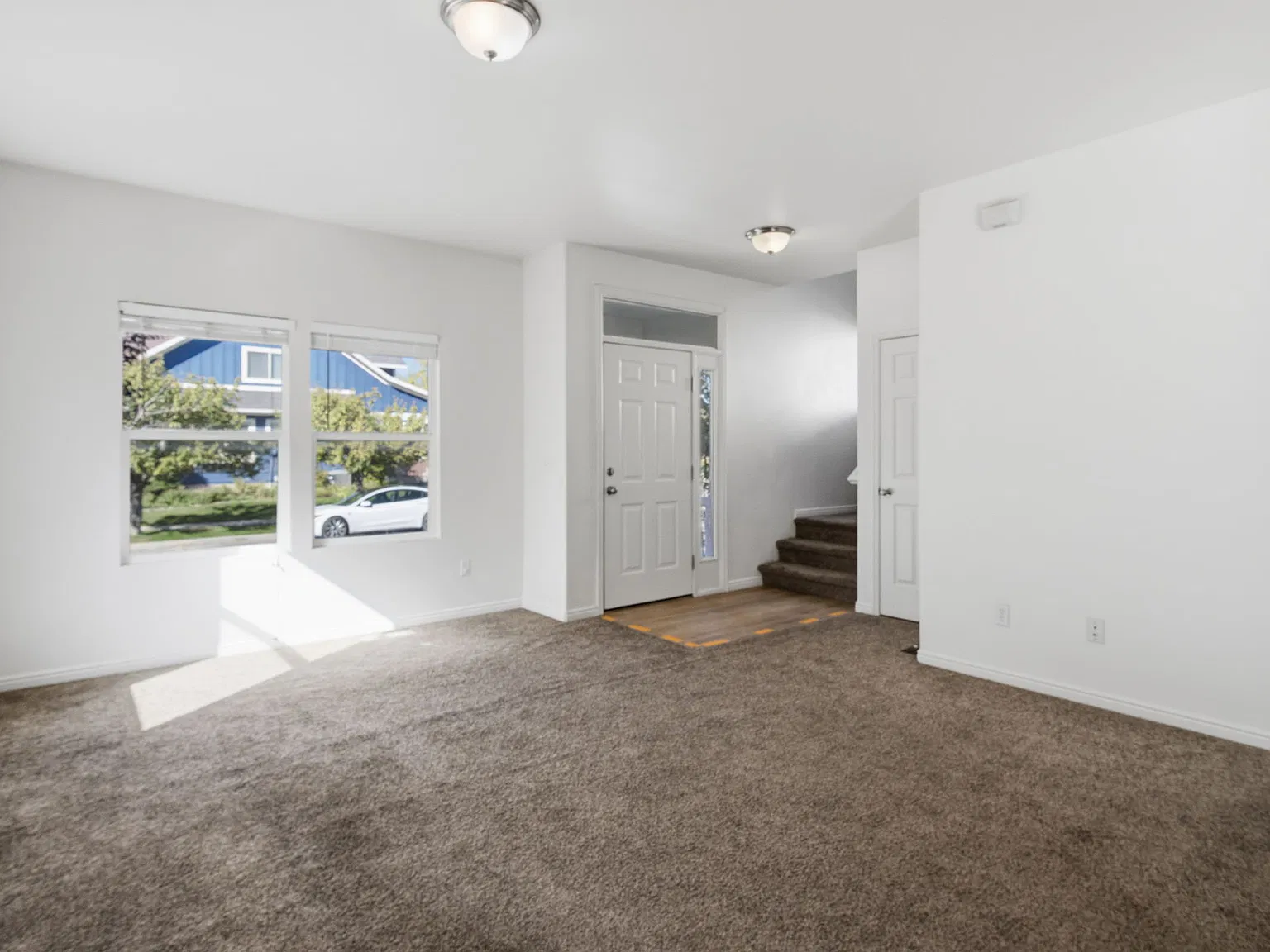 4 bed, 2.5 bath, 1886 sqft, $2,300 — Photo 4