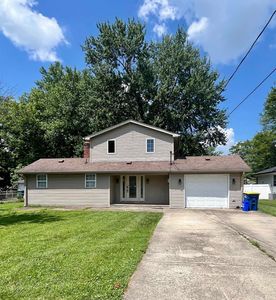 901 N Clarkdale Dr, Muncie, IN, 47304