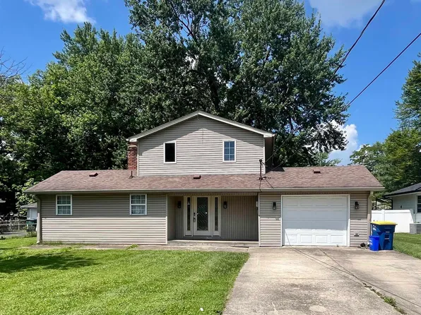 901 N Clarkdale Dr, Muncie, IN 47304