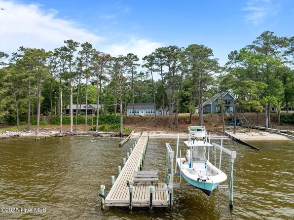 2285 Old Pamlico Beach Road W, Belhaven, NC 27810