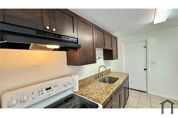 Photo 2 of 12 - 3780 137th Ave N #A - Largo, FL Building Photo - 3780 137th Ave N #A