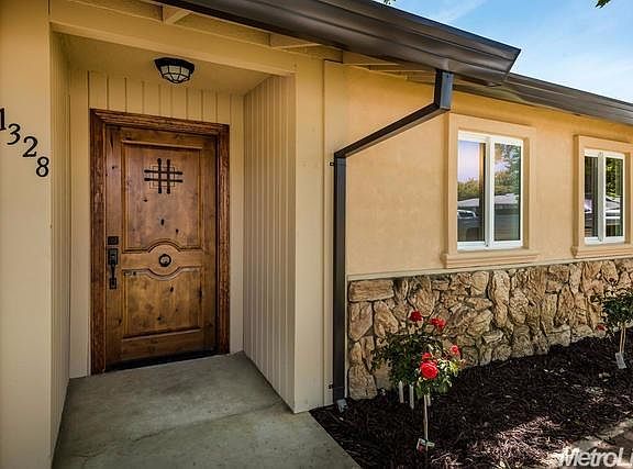3rd image of 1328 Wyant Way
