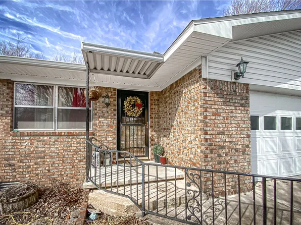 204 Sycamore St, Berryville, AR 72616