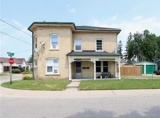62 Arthur St, Brantford, ON