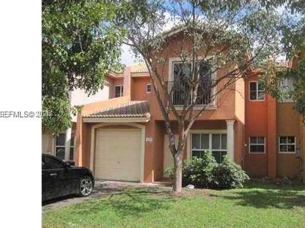 825 SW 6th Pl