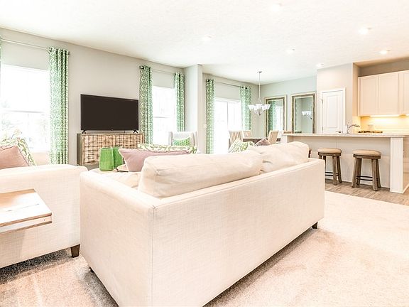 4th image of 1626 Cypress Ct