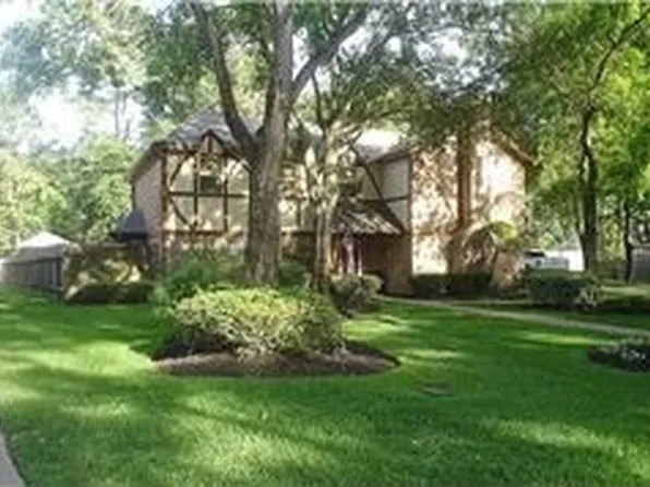 17418 Spicewood Springs Ln, Spring, TX 77379