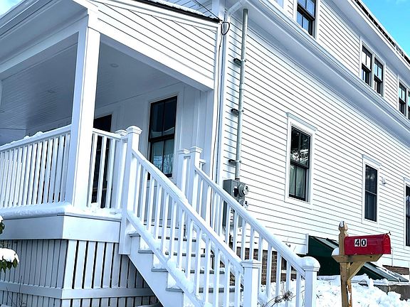 Tenant entry onto covered porch
