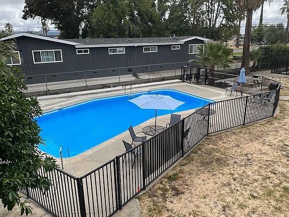 4th image of 58 Grand Ave APT 9