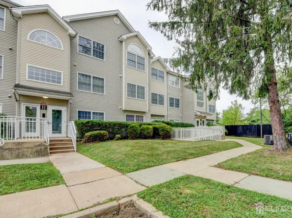 1121 Edpas Rd, New Brunswick, NJ 08901