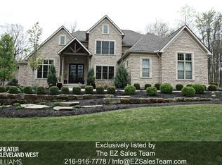 14401 Castlereagh Ln, Strongsville, OH 44136