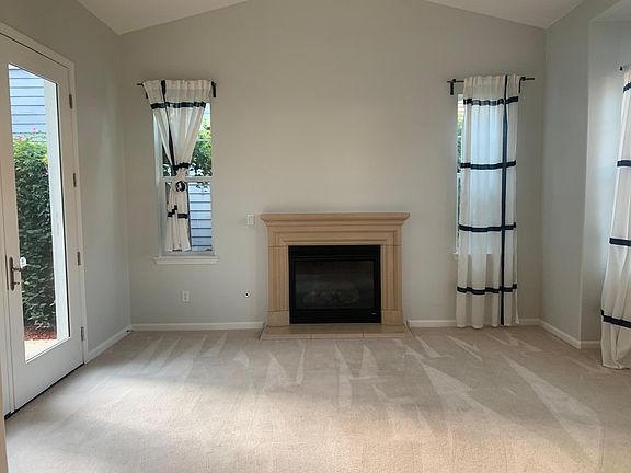 2nd image of 731 Oscar St