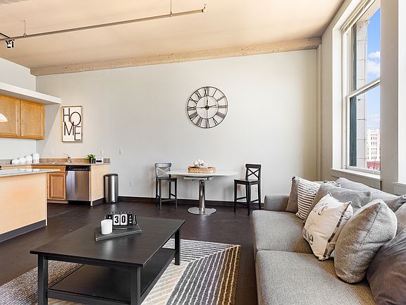 4th image of 1247 Woodward Ave #14-312