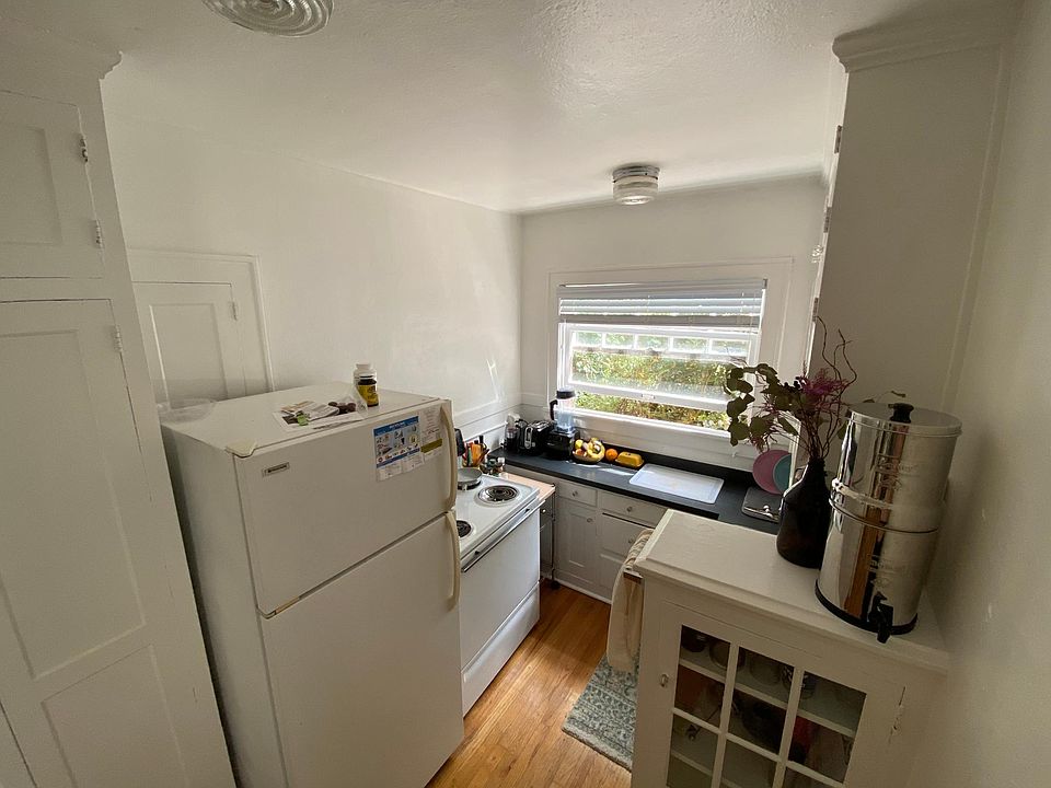 Flandora Apartments 2134 NW Flanders St Portland OR Zillow