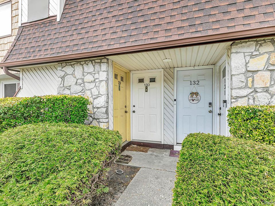 1st image of 129 Pointe Circle N #129