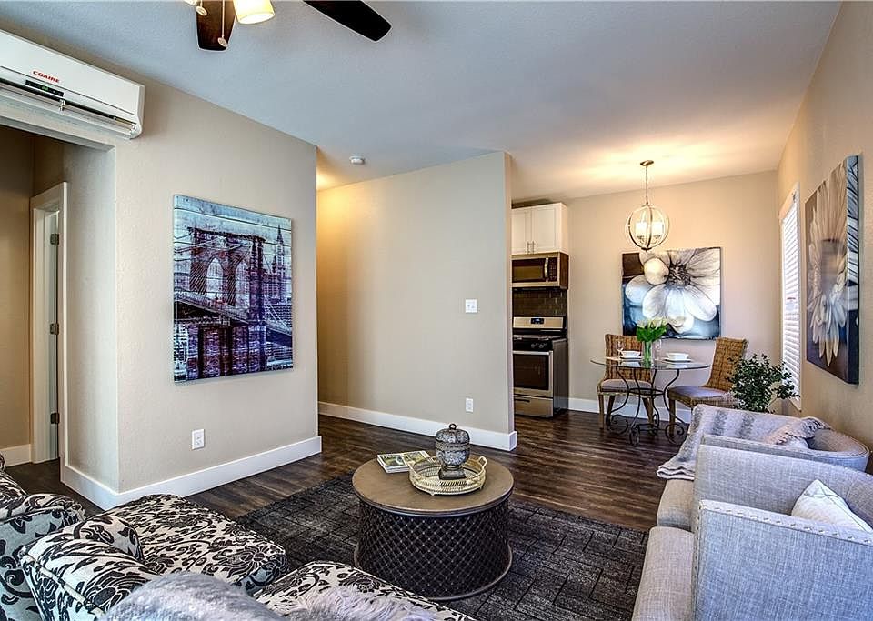 1st image of 615 N Marsalis Ave APT 1