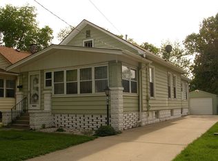 812 N Oak St, Bloomington, IL 61701