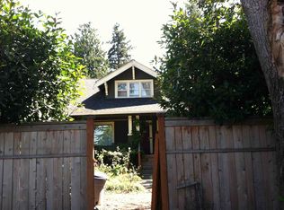 11718 Sand Point Way NE, Seattle, WA 98125