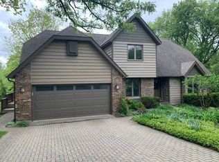 532 Stevens Ct, Dundee, IL 60118