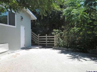 7640 Thousand Oaks Dr, Tujunga, CA 91042