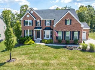 1015 Pleasant Ridge Dr, Mars, PA 16046