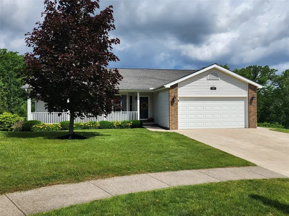5992 Estate Ct, Erie, PA 16509