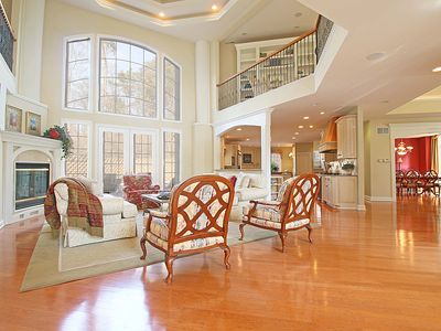 8670 Fall Creek Rd, Indianapolis, IN, 46256