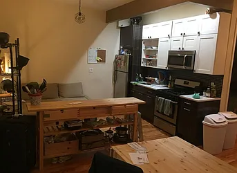 Rented by Empire Deeds LLC 