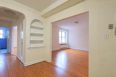 1500 Ocean Parkway, #6G