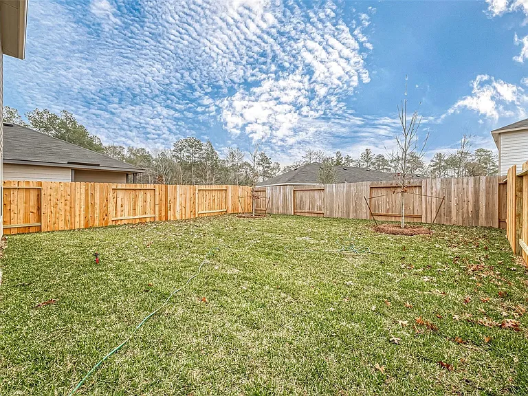1986 Hidden Cedar Dr — Photo 38