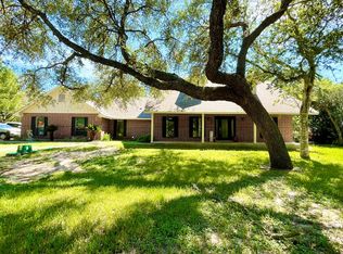 4849 Taylor Dr, Beeville, TX 78102