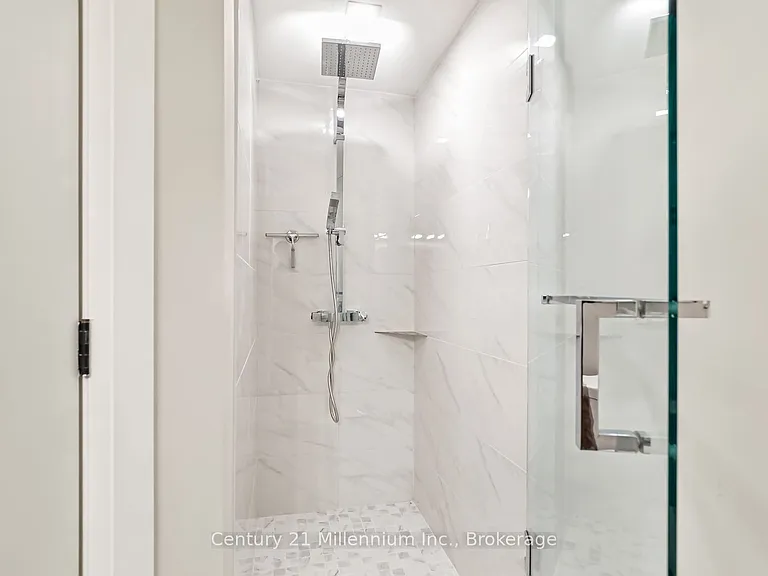 168 Yellow Birch Cres — Photo 36