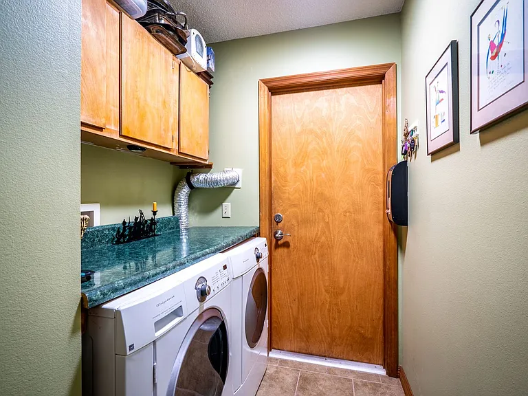 604 Alicante Rd — Photo 25