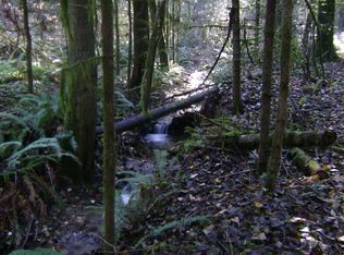 201 Twin Pines Dr, Glendale, OR 97442