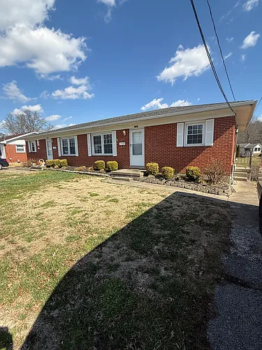 1007 Harley Dr Photo 1