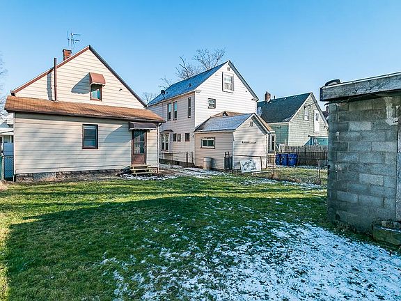 3rd image of 3630 E 47th St