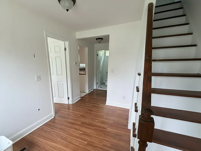 52-54 Carmel St — Photo 5