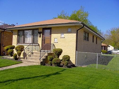 1st image of 3130 Lee St