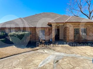 10 Cypress Ct, Heath, TX 75032